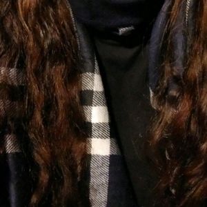 BURBERRY 100% CASHMERE SCARF 5ft x 2 ft